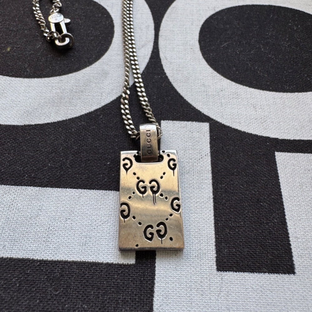 Gucci sterling silver GucciGhost necklace
